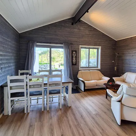 Feriehus Awesome In With Wifi Sletta (Hordaland)